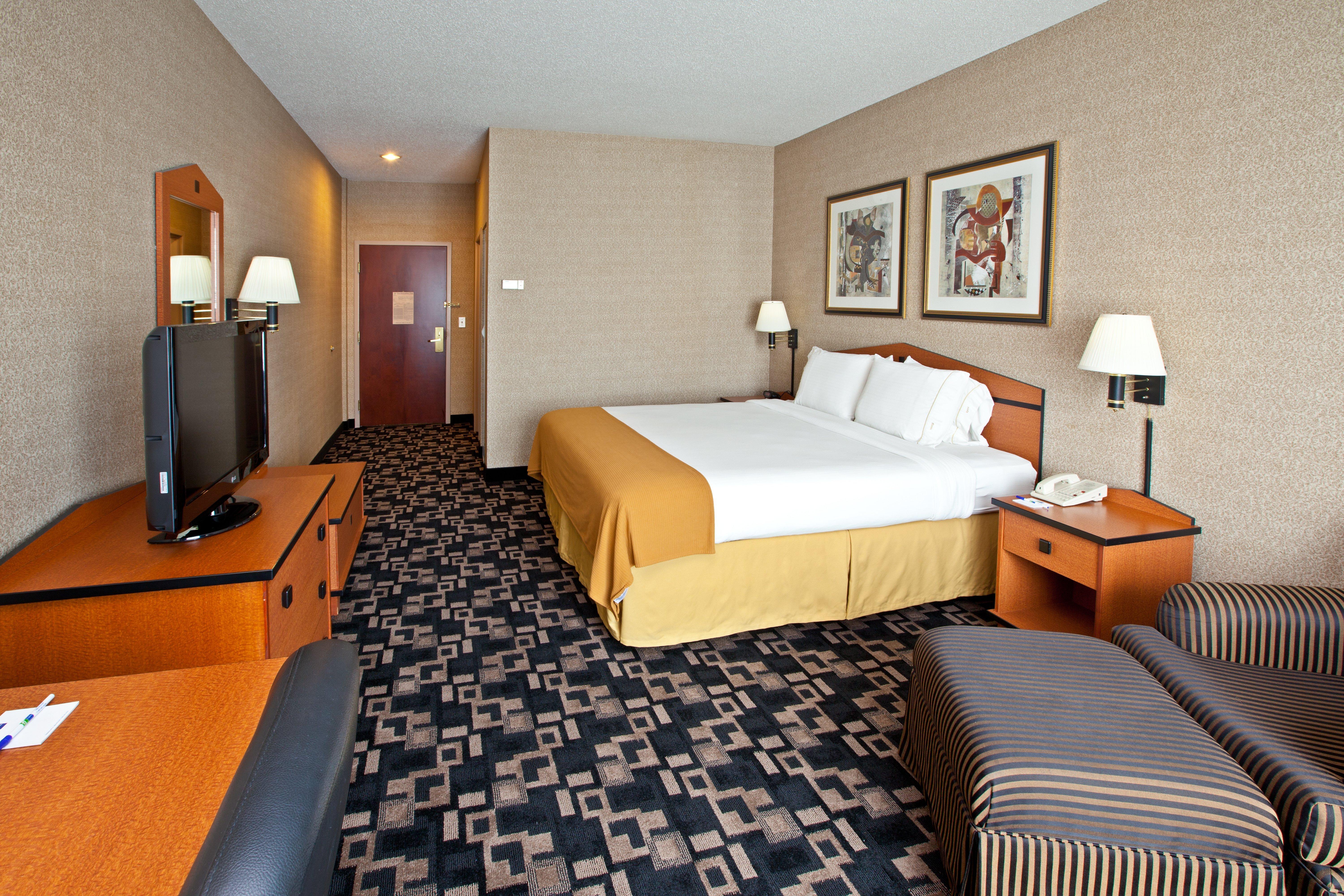 Holiday Inn Express Hotel & Suites Greenwood Pokoj fotografie